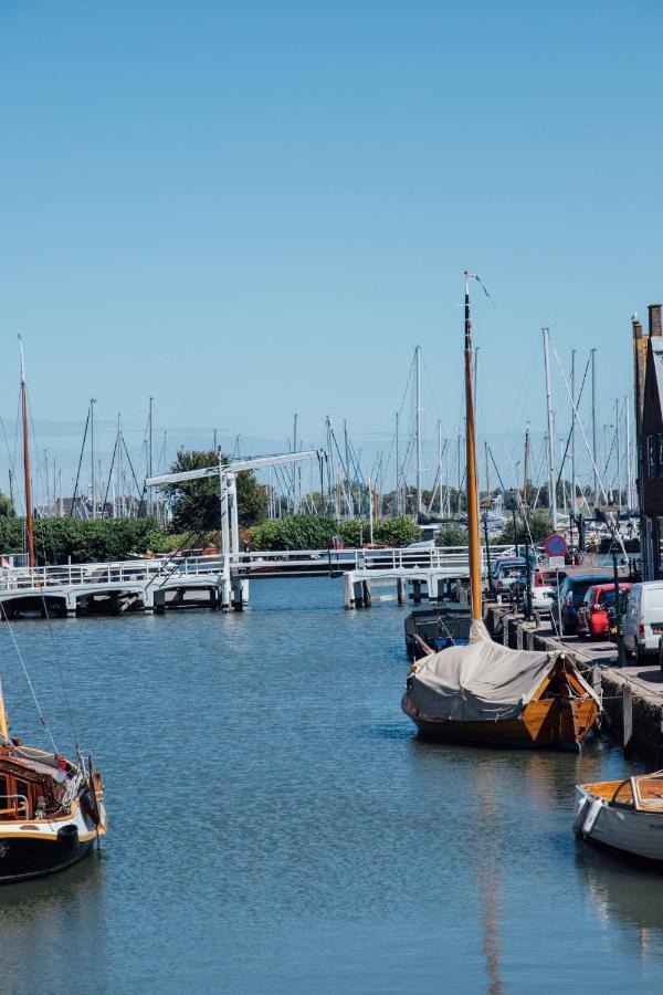 Harbour Suites Boutique Hotel Monnickendam Extérieur photo